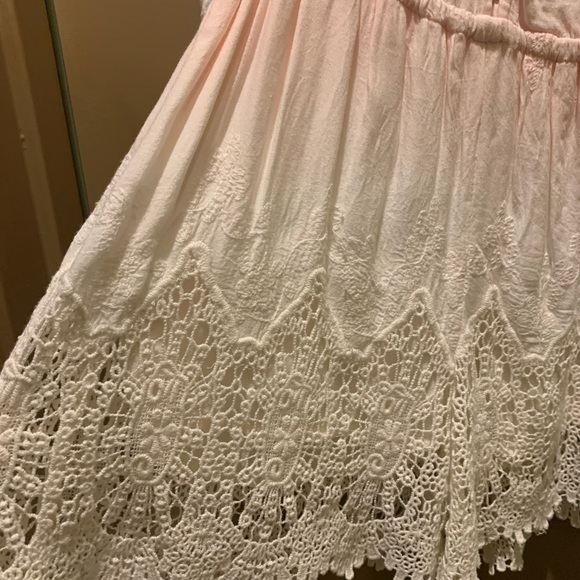 Ombré Elegant Lace Embroidered Long Sleeved Romper - Picture 12 of 15